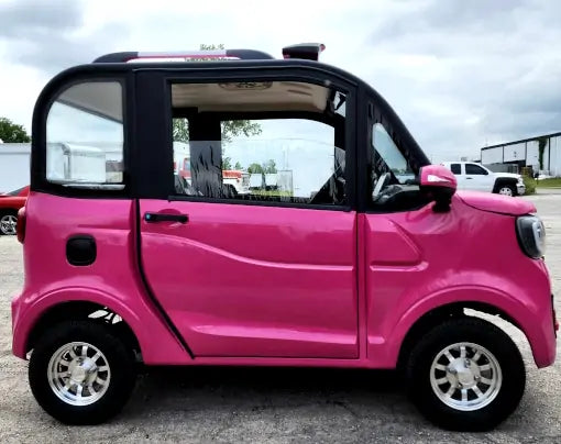 Viral Hot Pink Mini Car – Electric City Ride
